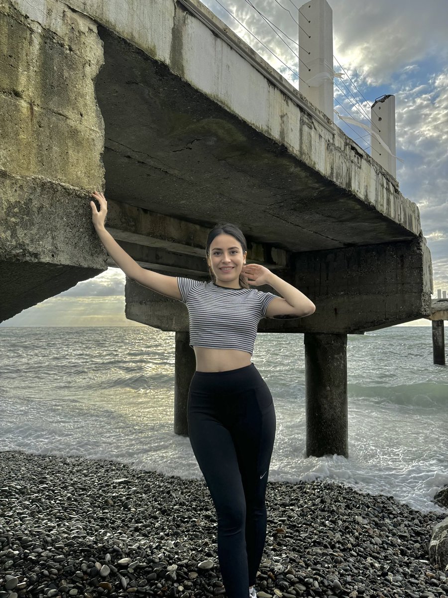 Yanıklar Kendine Saygılı Kadın Escort Saadet